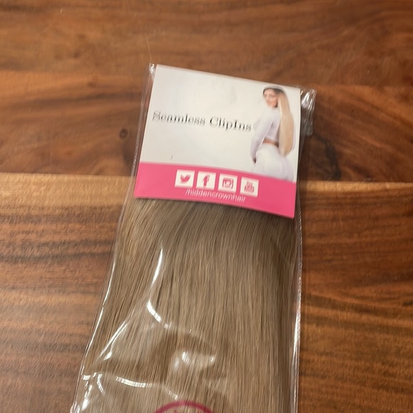 Brand New, never worn 100% human hair extensions, Color #8, 16” - Picture 7 of 7